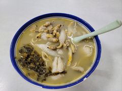 -明呈黄鱼面馆(斜土路店)