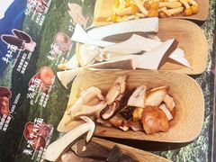 -芸山季·云南山珍菌火锅(人民广场来福士店)