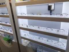 -无界眼镜MaxLess(南翔印象城店)