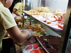 -Bánh Mì Huynh Hoa