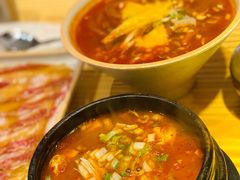 海鲜辛拉面-喜来稀肉(北外滩白玉兰广场店)