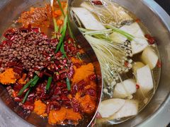 -沸炉重庆老火锅(军事博物馆店)