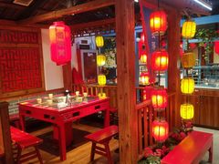 -宽板凳老灶火锅(台湾街店)
