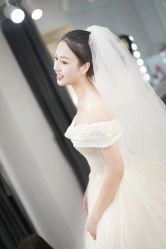 -NaNa婚纱礼服馆