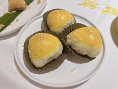 蜜汁叉烧酥-香港龙凤楼(陆家嘴中心店)
