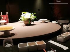 -左庭右院鲜牛肉火锅黑金店(陆家嘴中心店)