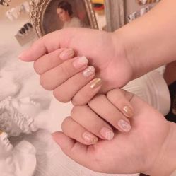 -HUII NAIL绘京美甲美睫会馆