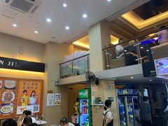 -覃记海鲜美食餐厅