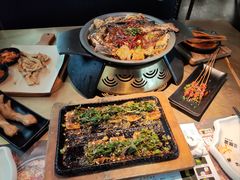 -吞鱼兽麻辣烤鱼(万达店)