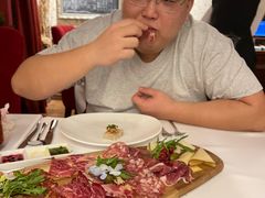 -塞纳河法国餐厅(意式风情街店)