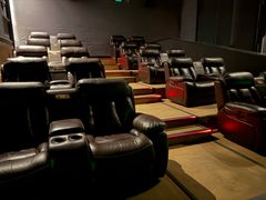 -CGV星星影城(颐堤港ScreenX店)