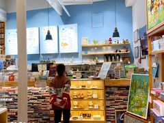 -猫的天空之城概念书店(杭州南宋御街店)