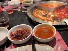 -廖掌柜·重庆鲜货火锅(上海首店)