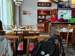 -川流不息·地道川菜·小龙虾(新松江路店)