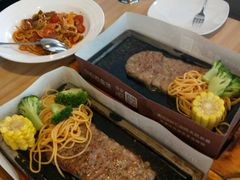 -必胜客(WOW南雄店)