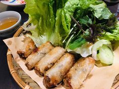 -大头虾越式风味餐厅(光明广场店)