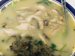 -明呈黄鱼面馆(斜土路店)
