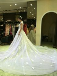 点击看大图 -茧曼婚纱礼服