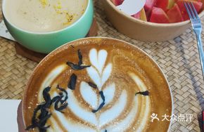 Cinnamon Oolong Tea Flavored Milk Coffee