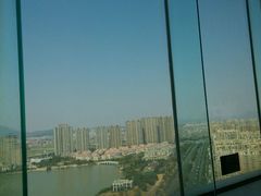 -荣誉国际酒店-云顶旋转餐厅