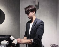 -SEBASTIAN塞巴斯汀