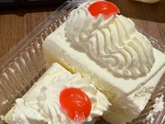 -红宝石·鲜奶小方·海派西点房(肇嘉浜店)