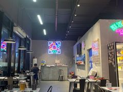 大堂-chicken plus韩国炸鸡(城阳店)