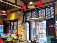 -富正毅三下锅·湘西韵味(天门山索道店)