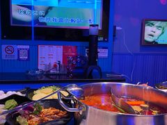 -唯爱KTV聚会餐厅(仙林东城汇店)