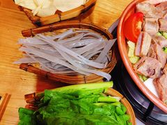 -阿婆情腊排骨火锅(金虹路店)