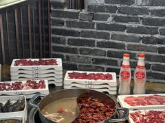 -来龍儿鲜切牛肉自助老火锅