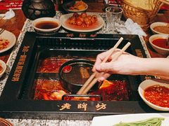 -老牌坊云南鱼豆花火锅(哈西万达店)