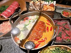 -三出山火锅(万象天地店)