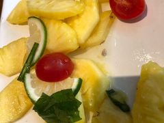 青柠檬拌菠萝-云海肴·汽锅鸡·云南菜(苏州中心店)