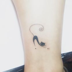 -Black Tattoo Studio