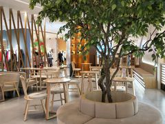 -霸王茶姬(金贸中路店)