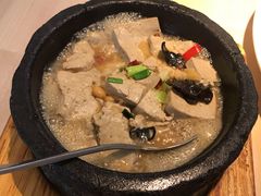 石锅自制卤水黑豆腐-羊之道草原味道清真餐厅(番禺店)