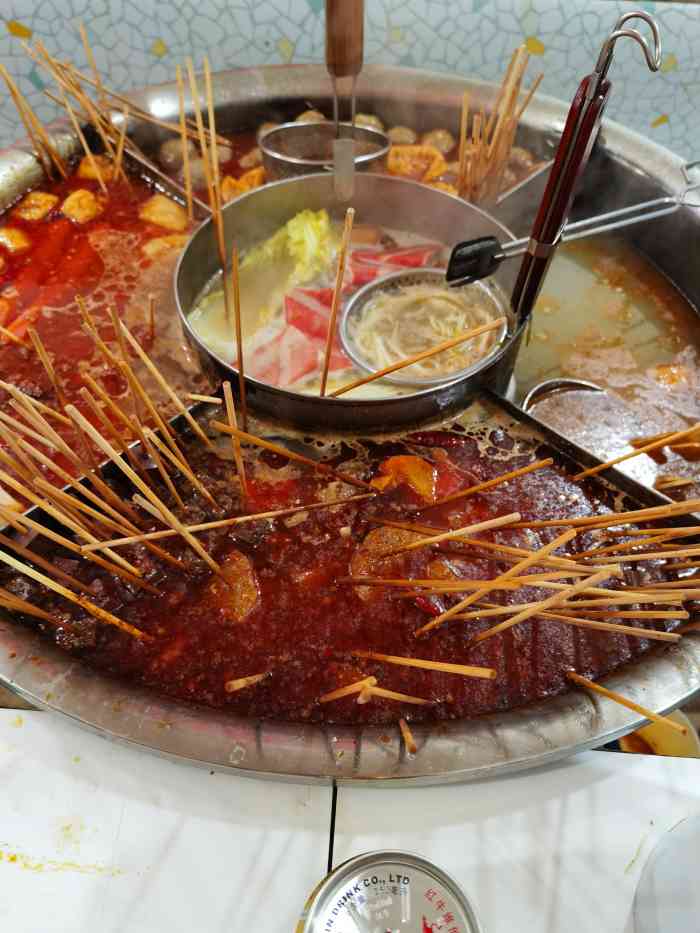 荆州麻辣烫-"之前在恩施吃过这种麻辣烫简直念念不忘去.
