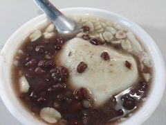 -六合夜市