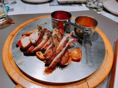碳烤猪颈肉-小大董·烤鸭(观景餐厅·南京西路店)