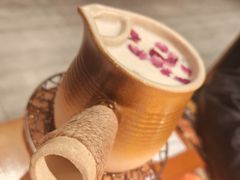 -何师烧烤·小龙虾·江湖川菜·精酿啤酒(成温店)