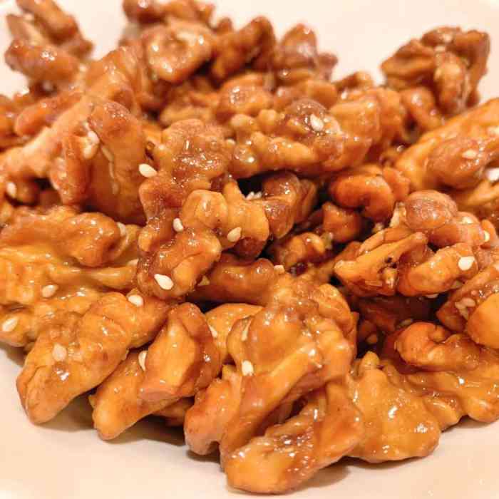 打分 年前来喝茶顺便订年糕,利苑出品就不用多说了,五星好评.