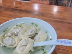 汤馄饨-潘国仙耳光馄饨(黄家阙路店)