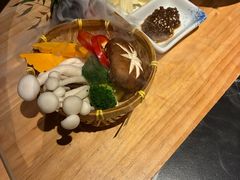 -山川小町·极番烧肉(新地假日广场店)