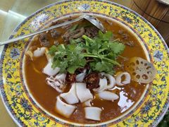 水煮牛肉拼小管-天元河田土鸡店(莲花山店)