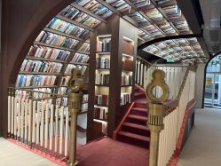 -奈尔宝·儿童乐园·亲子餐厅(长沙运达汇店)