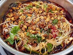 -周良天山牛杂城(天山路总店)