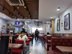 大堂-杨国福麻辣烫(龙阳广场店)