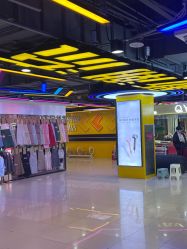 -百荣二期玩具城