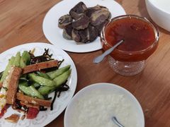 -努尔古丽奶茶